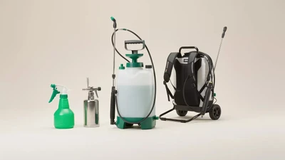 Градински пръскачки