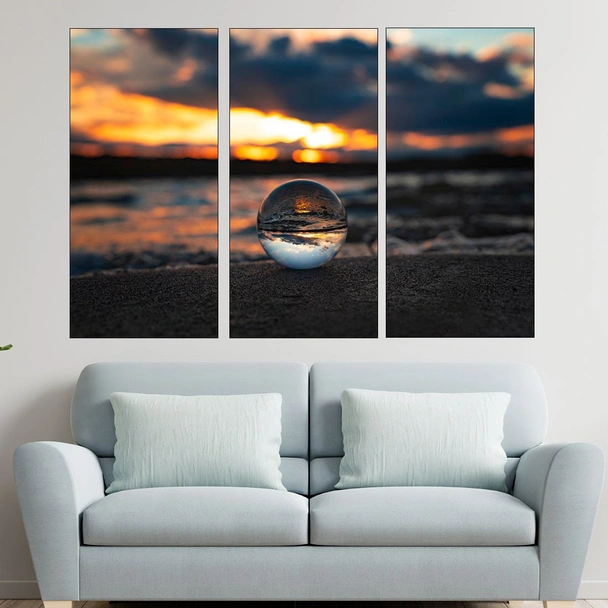 Стъклена топка в пясъка - картина пано за стена - Image 2