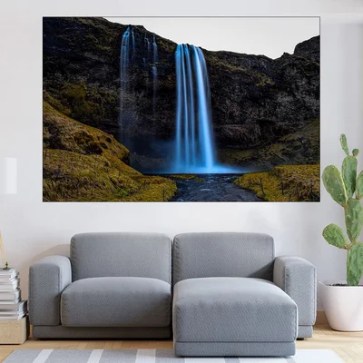 Живописен водопад в Исландия - картина пано за стена