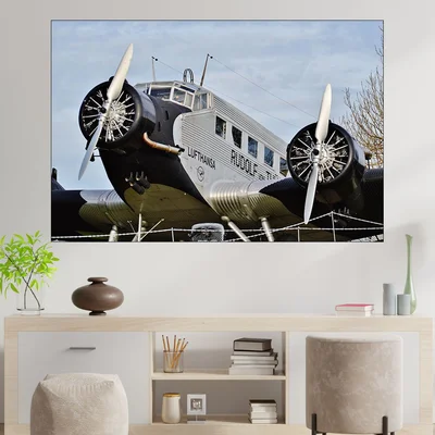 Реставриран стар самолет - картина пано за стена