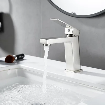 Стоящ смесител за баня Елинор Brush Nickel INTER CERAMIC