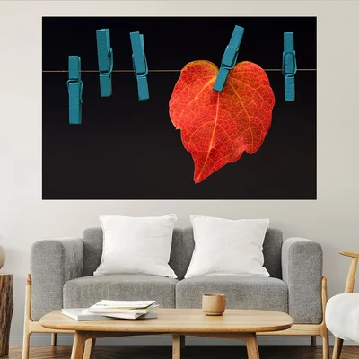 Есенно листо на въже - картина пано за стена