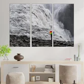 С чадър пред водопада - картина пано за стена - Thumbnail 2