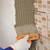 Назъбена шпакла с дървена дръжка 17см зъб 8x8мм DEKOR - Thumbnail 4